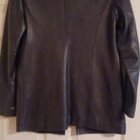 Leather jacket - Picture 3 of 4